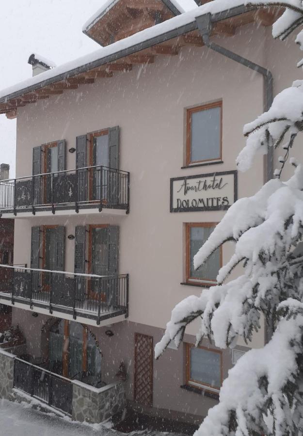 Aparthotel Dolomites Living&Relax Commezzadura Exterior foto