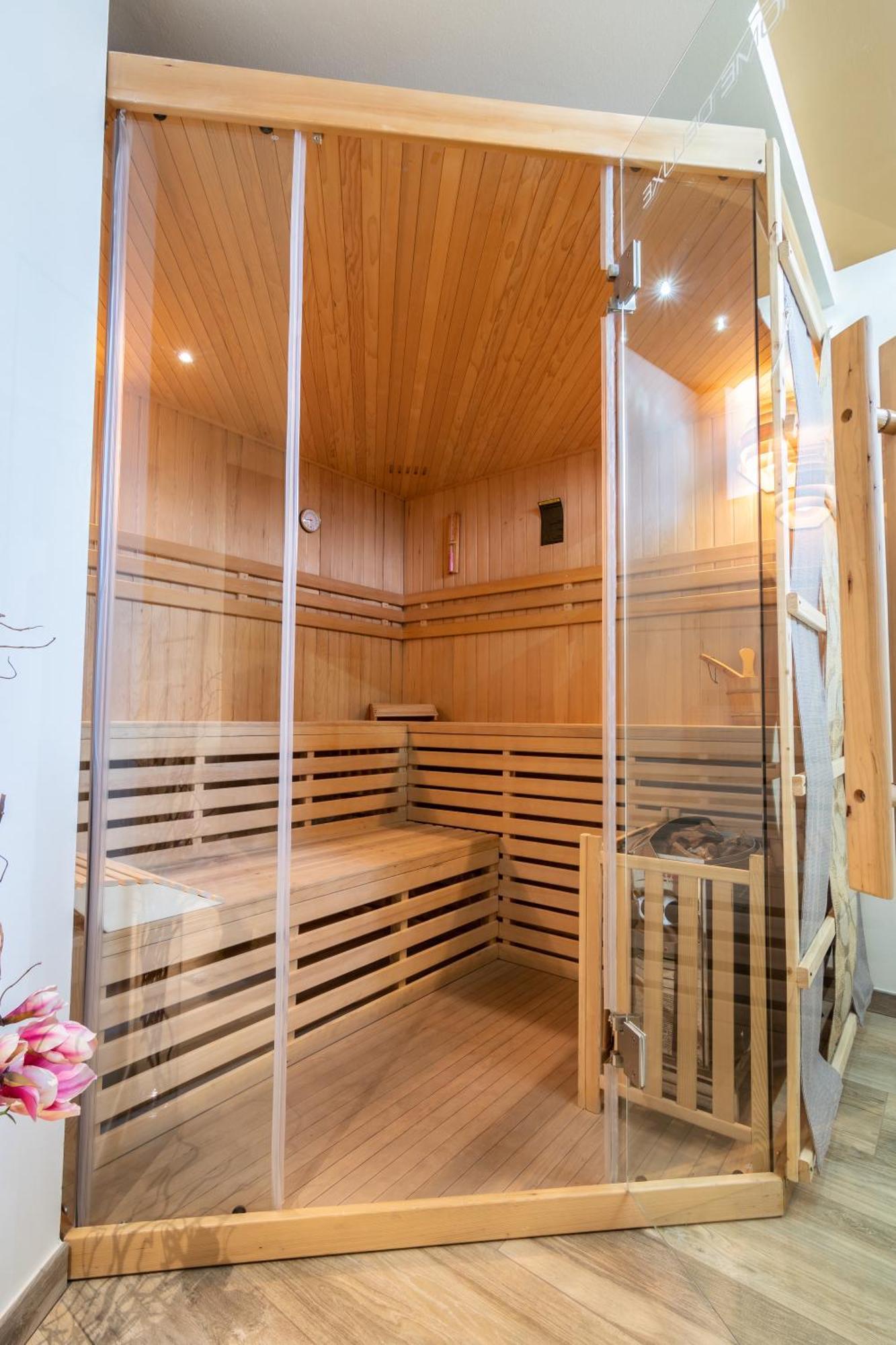 Aparthotel Dolomites Living&Relax Commezzadura Exterior foto