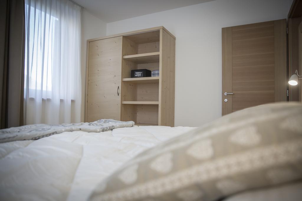 Aparthotel Dolomites Living&Relax Commezzadura Exterior foto