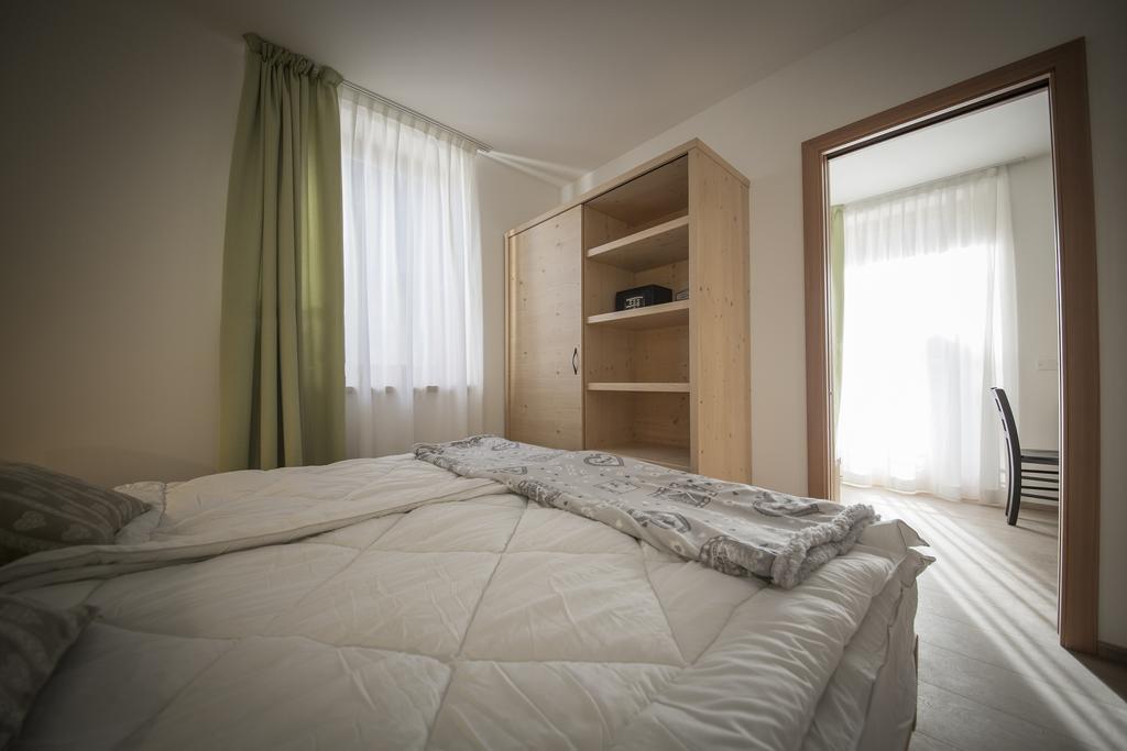 Aparthotel Dolomites Living&Relax Commezzadura Exterior foto