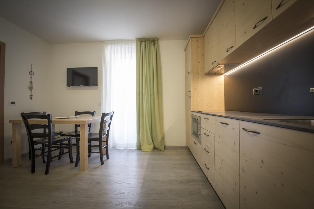 Aparthotel Dolomites Living&Relax Commezzadura Exterior foto
