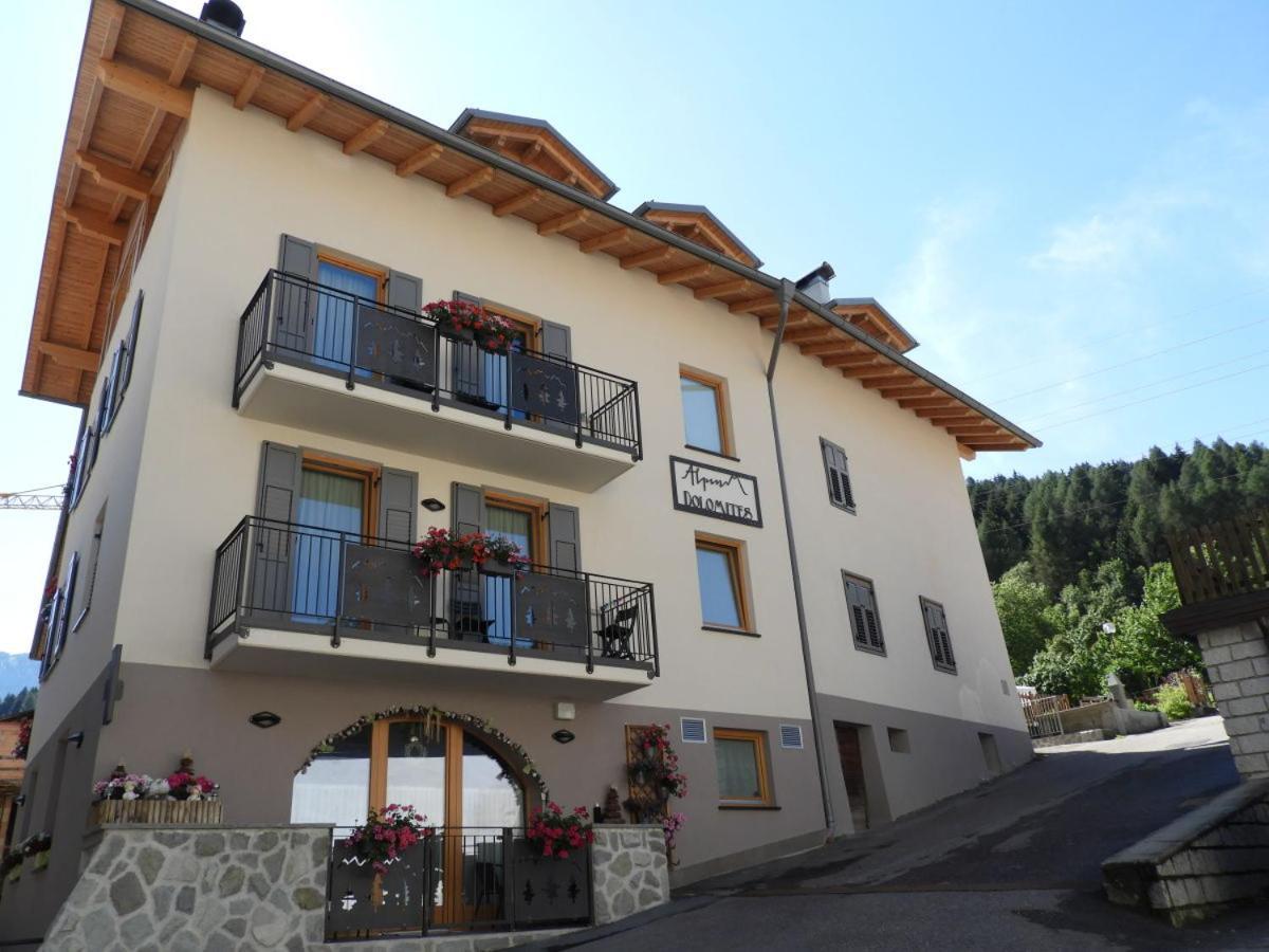 Aparthotel Dolomites Living&Relax Commezzadura Exterior foto